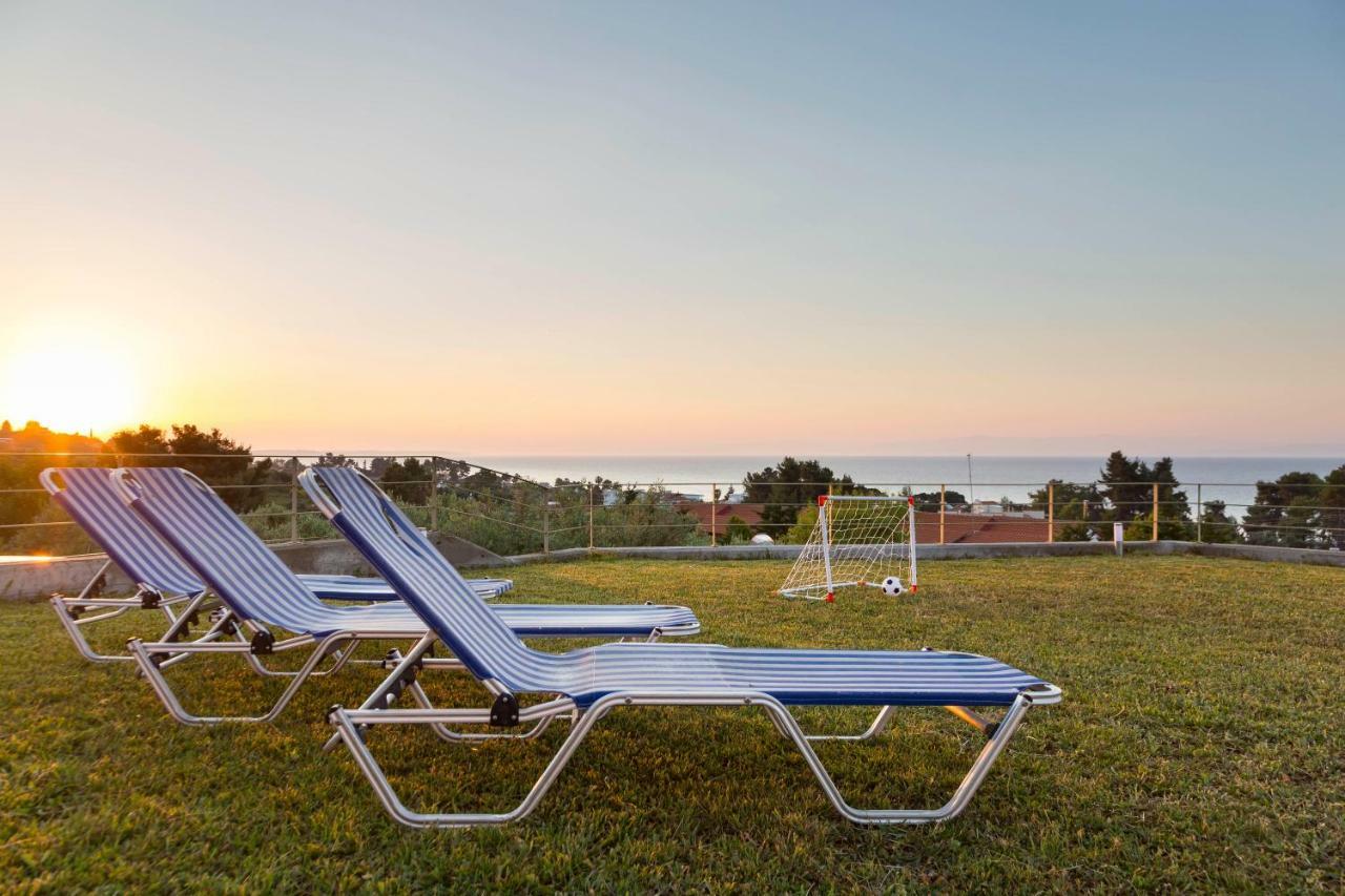 Rossa Hébergement de vacances *